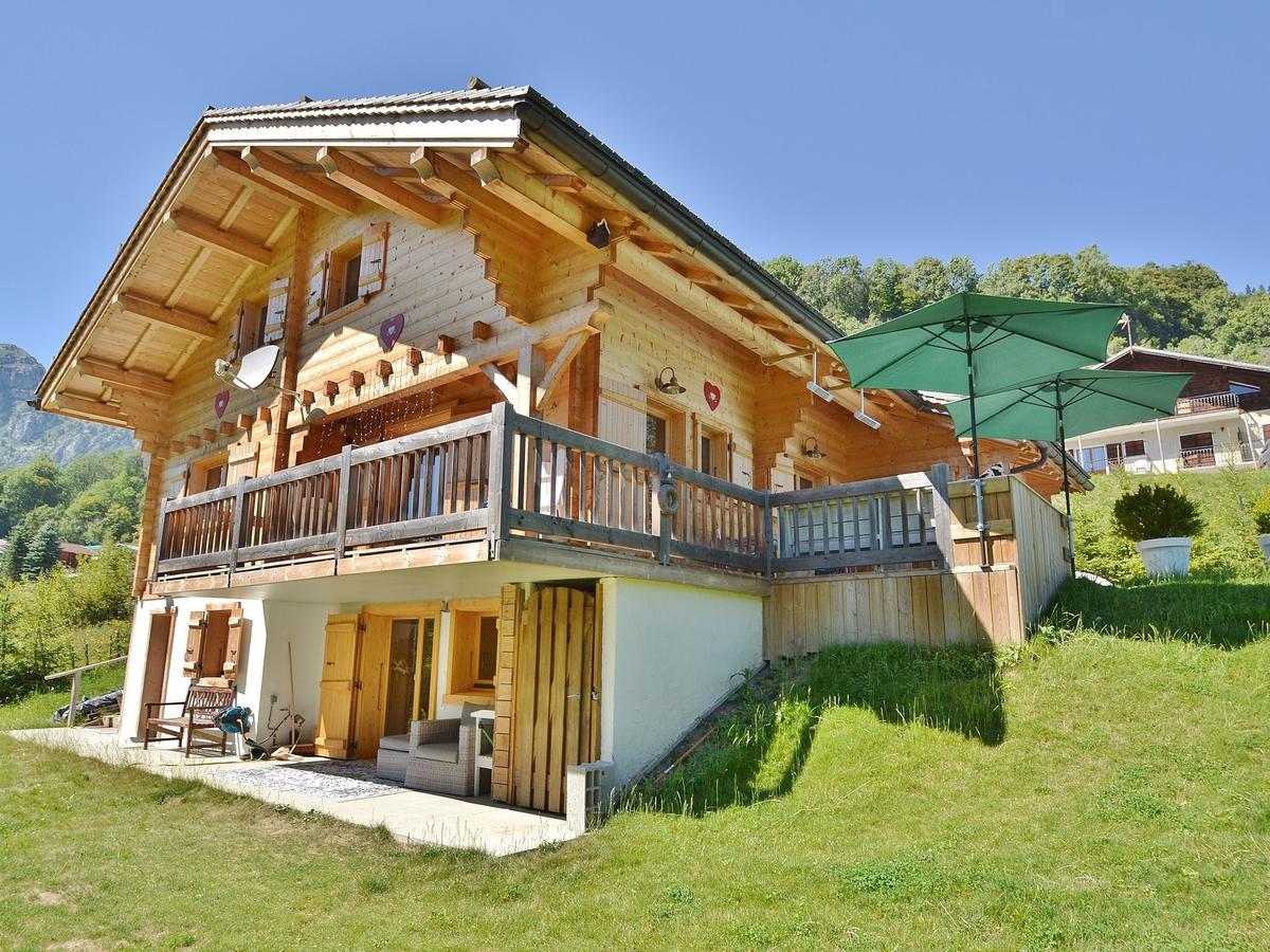 Luxurious Chalet In Le Chinaillon With Sauna Villa Le Grand-Bornand Exterior photo